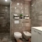 زيرا شقة فلاسيتش