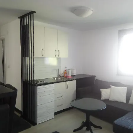 Zera Apartment